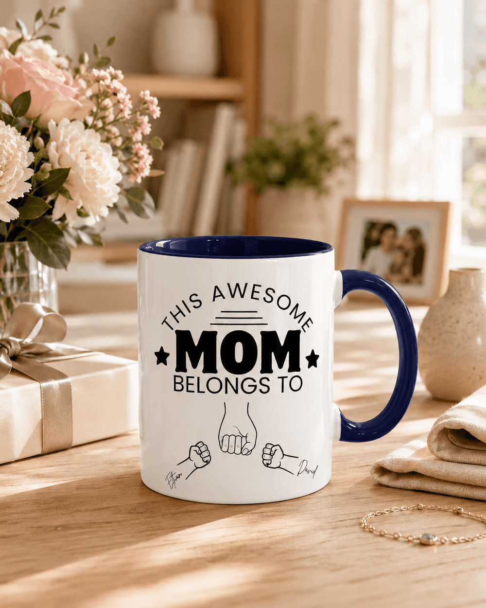 Personalized Mom Mug with Kids' Names – Fully Customizable Fist Bump Coffee Mug
